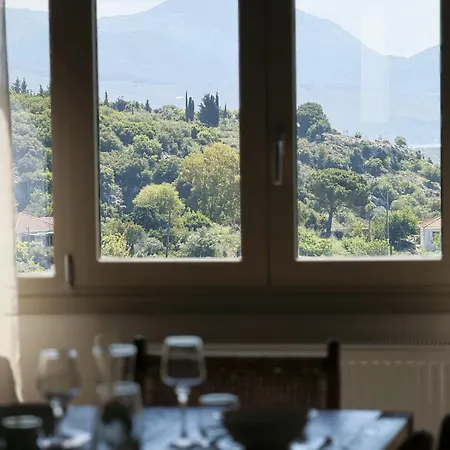 Vespera Kondoyenádha